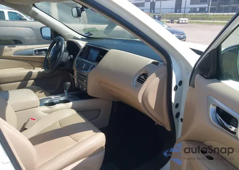 2017 Nissan Pathfinder Sl z USA, uszkodzony, nr VIN 5N1DR2MN0HC658299